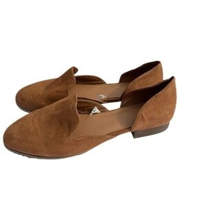 Universal Thread Brown Flats